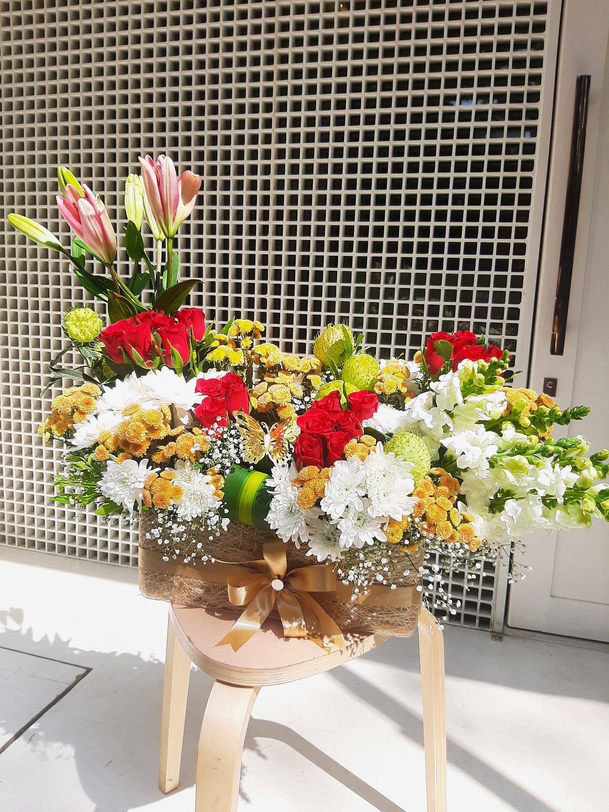 Are flower bouquets an outdated form of gifting? by Dixita Rajput Jul, 2023 Medium
