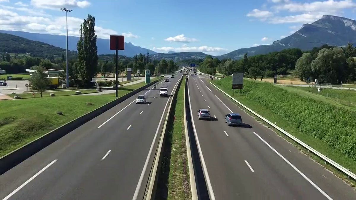 Counting Object with OpenCV in Python | by Tasya Apriliana | Medium