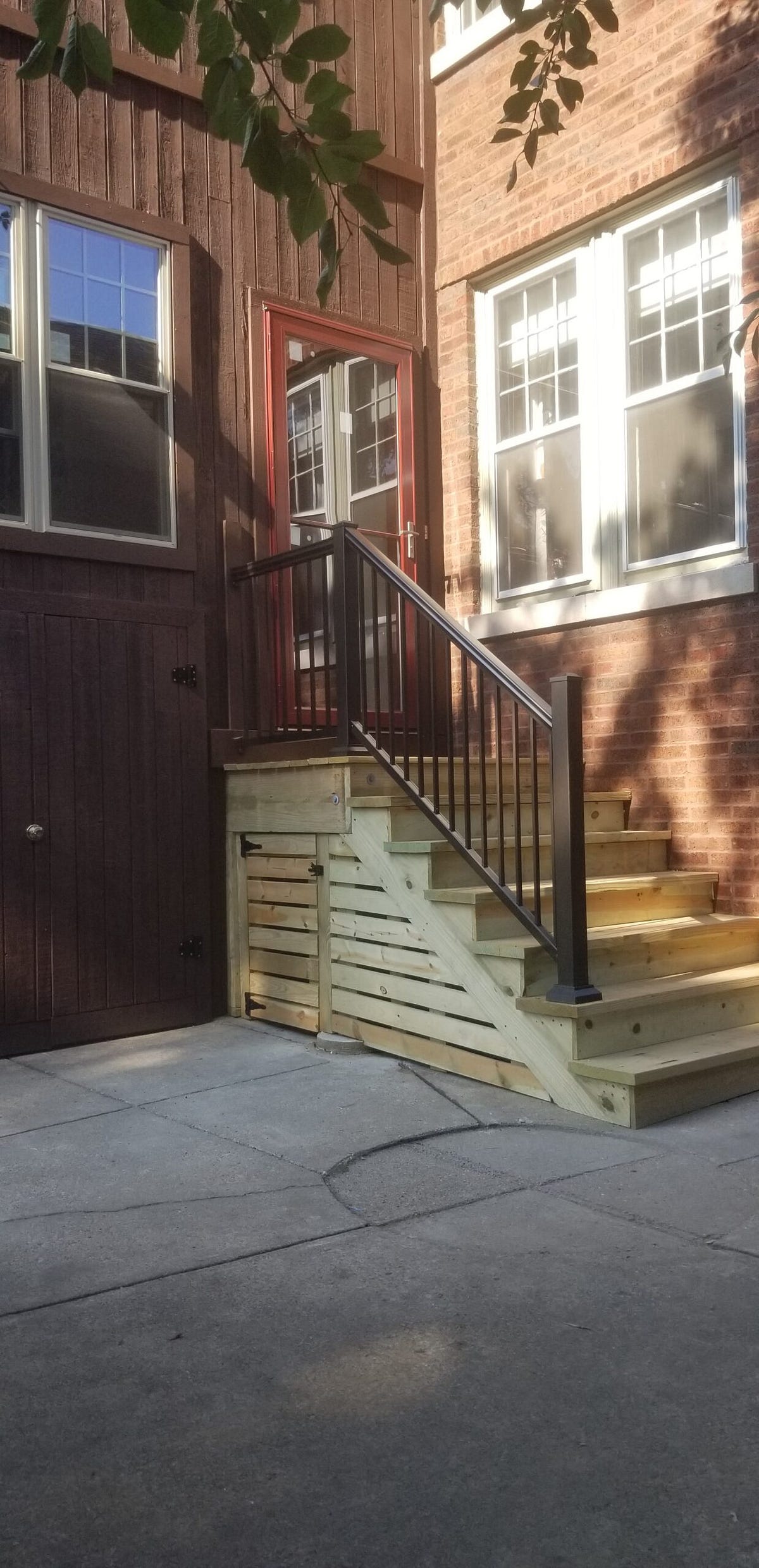 Hiring The Best Patio Contractors in Illinois Questions You Should Ask