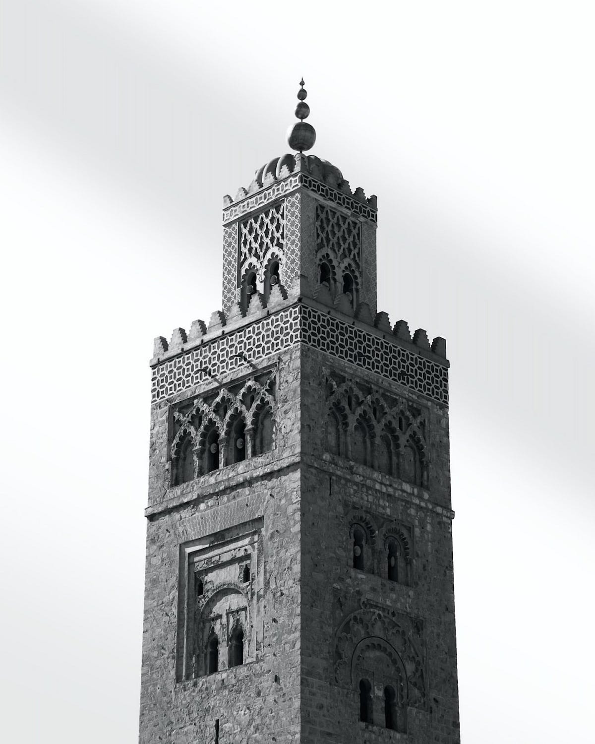 Marrakech Unveiled: Navigating the Enchanting Labyrinth of the Red City