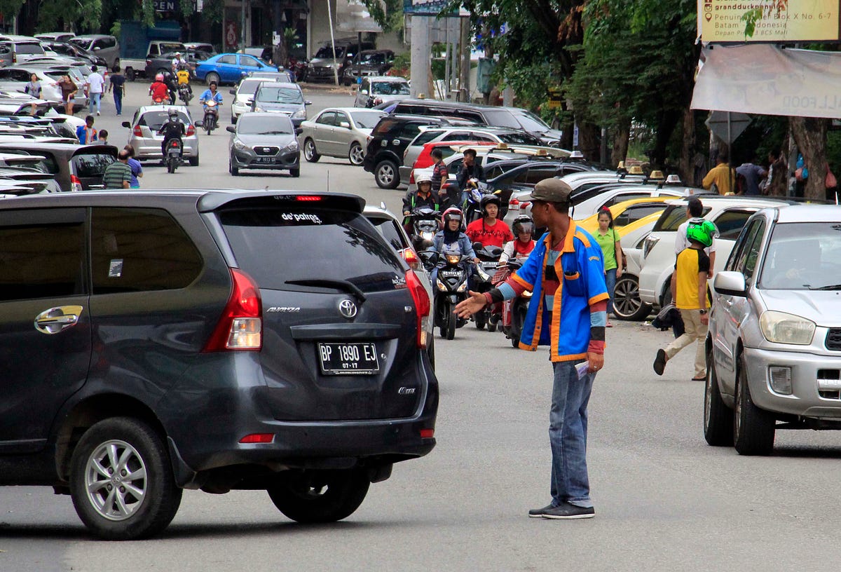 Driving in Indonesia Guide. 11 Tips of Driving in Indonesia by Suhanti Tan Veport Medium
