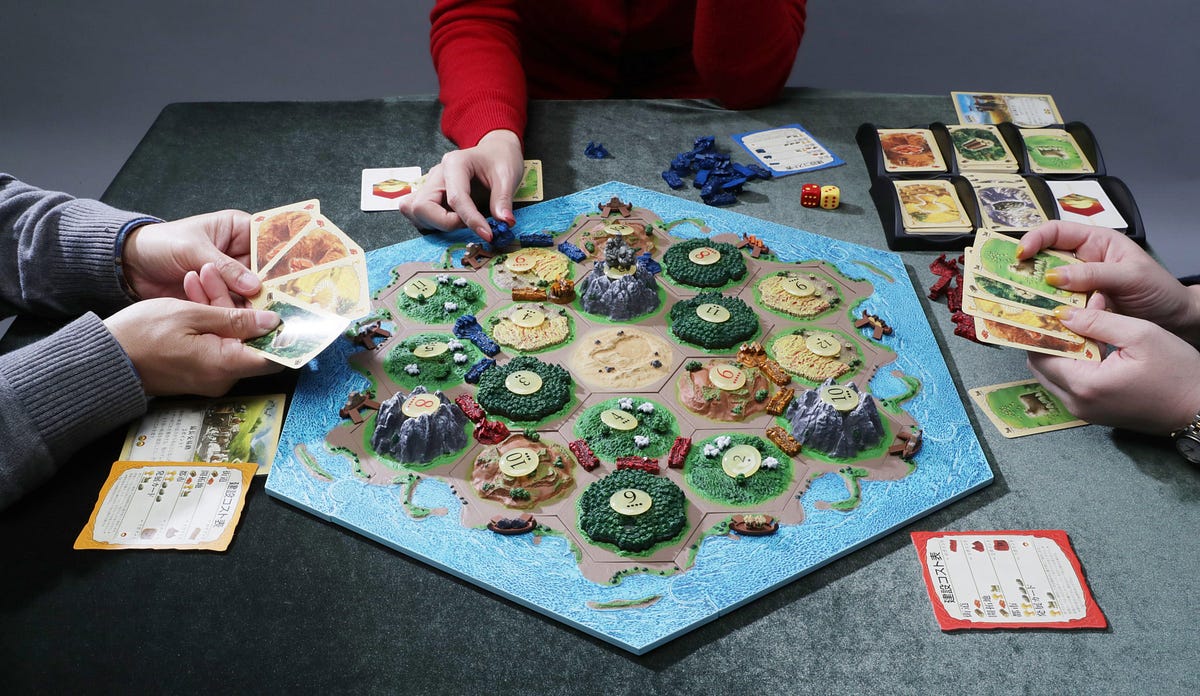 How to Custom Board Games with a Manufacturer by Lovelylzp Medium