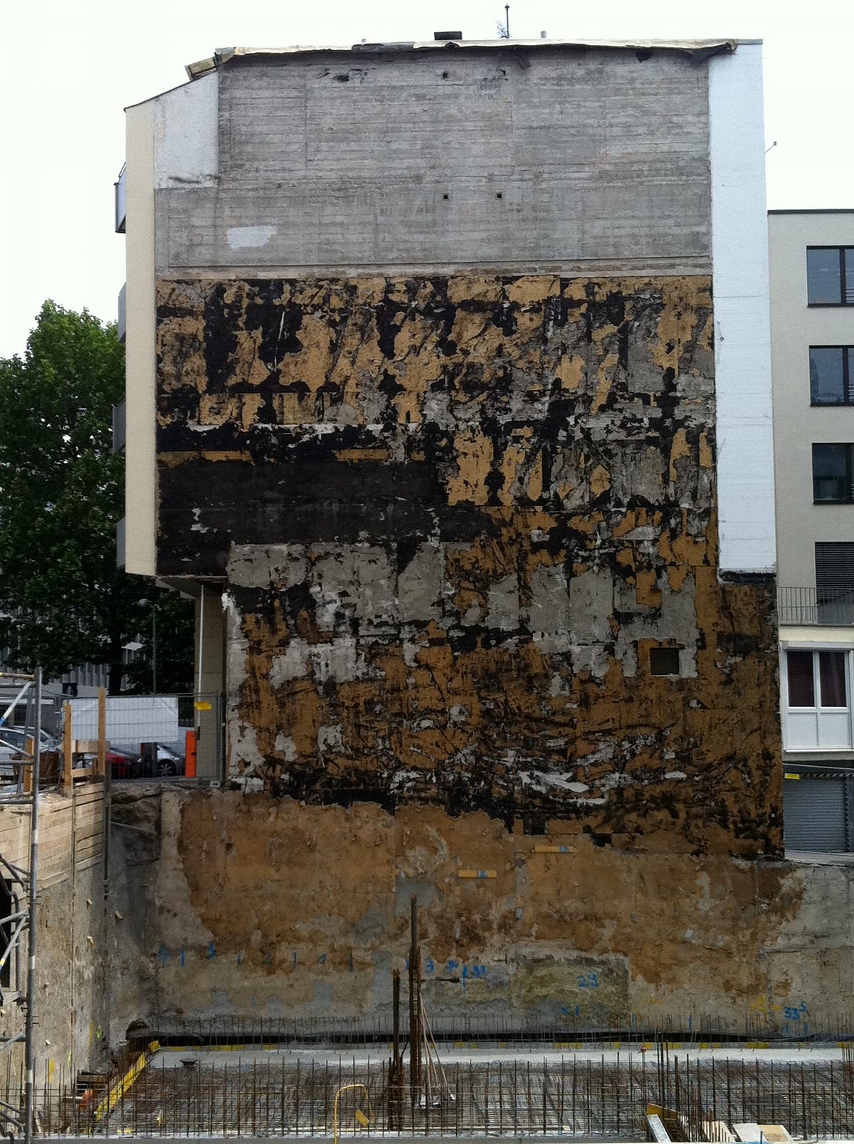 parafoto-krise-sieben-by-n-s-a-n-m-e-medium