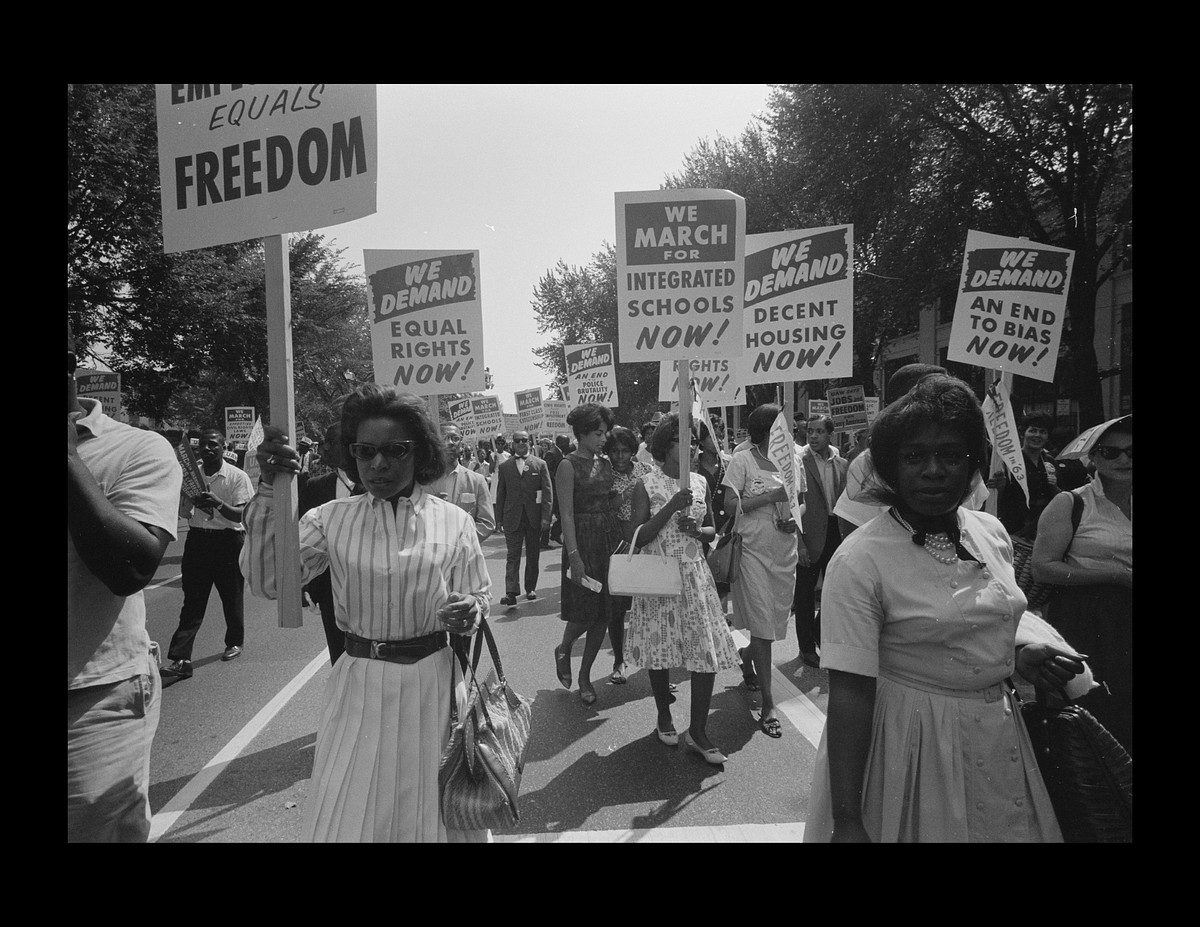 In the Footsteps of Dr. King: How to Continue His Work in Your Own Life ...