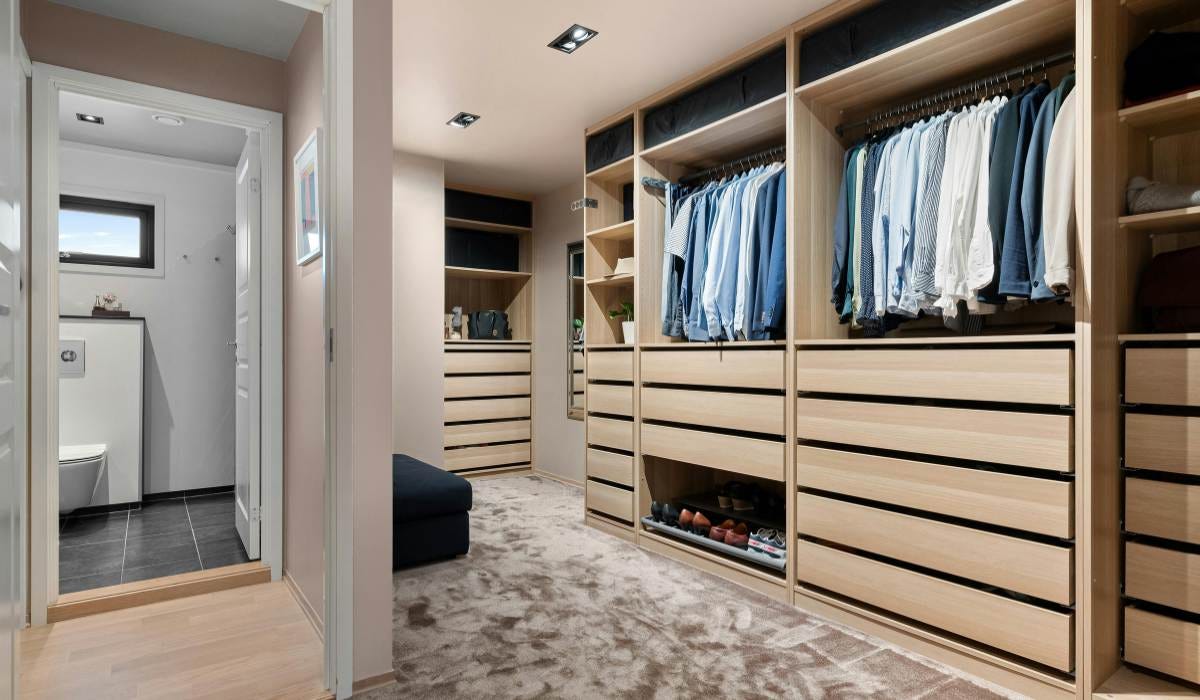 Modular Wardrobe Cost Calculator: Estimate Your Wardrobe Budget Before You Buy