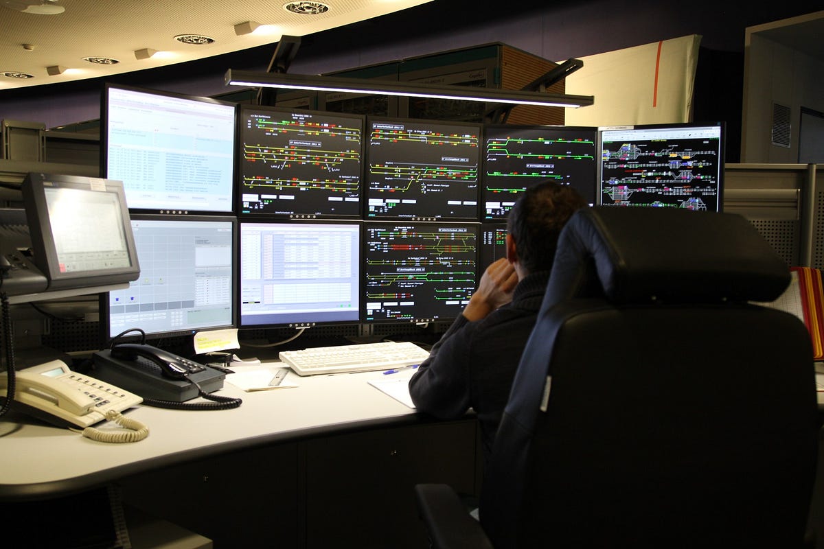 A Helpful Guide to Expert Dispatcher’s Approaches | by Railrcs | Medium