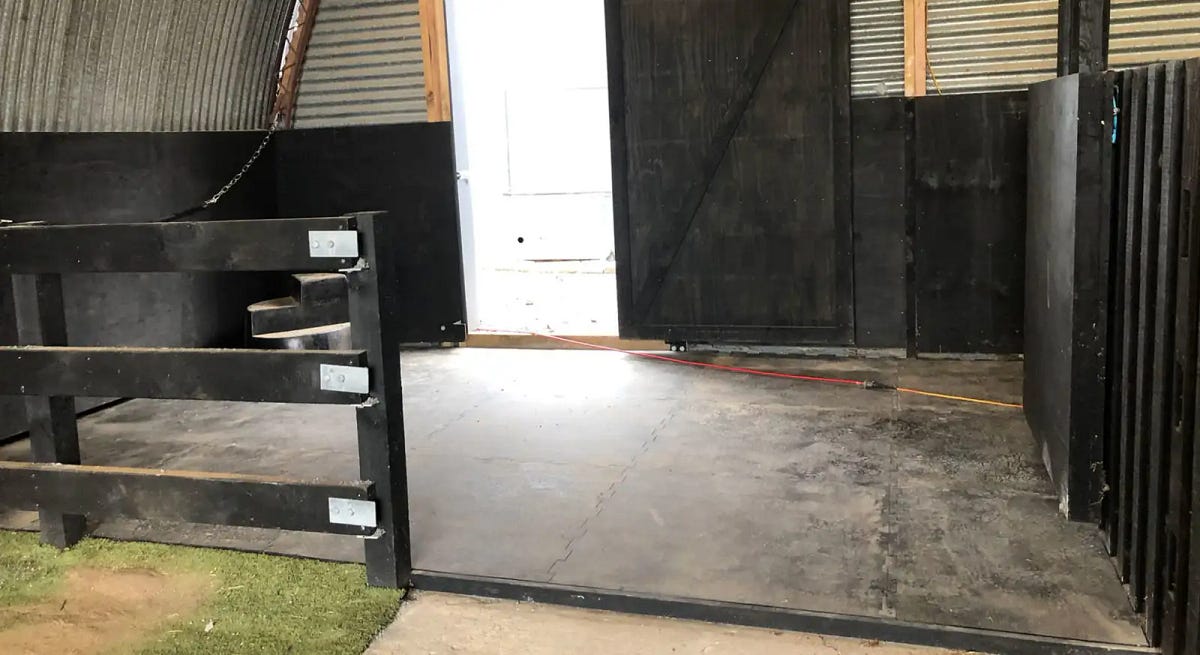 Choosing the Right Rubber Stable Mats by Rubber UK Medium