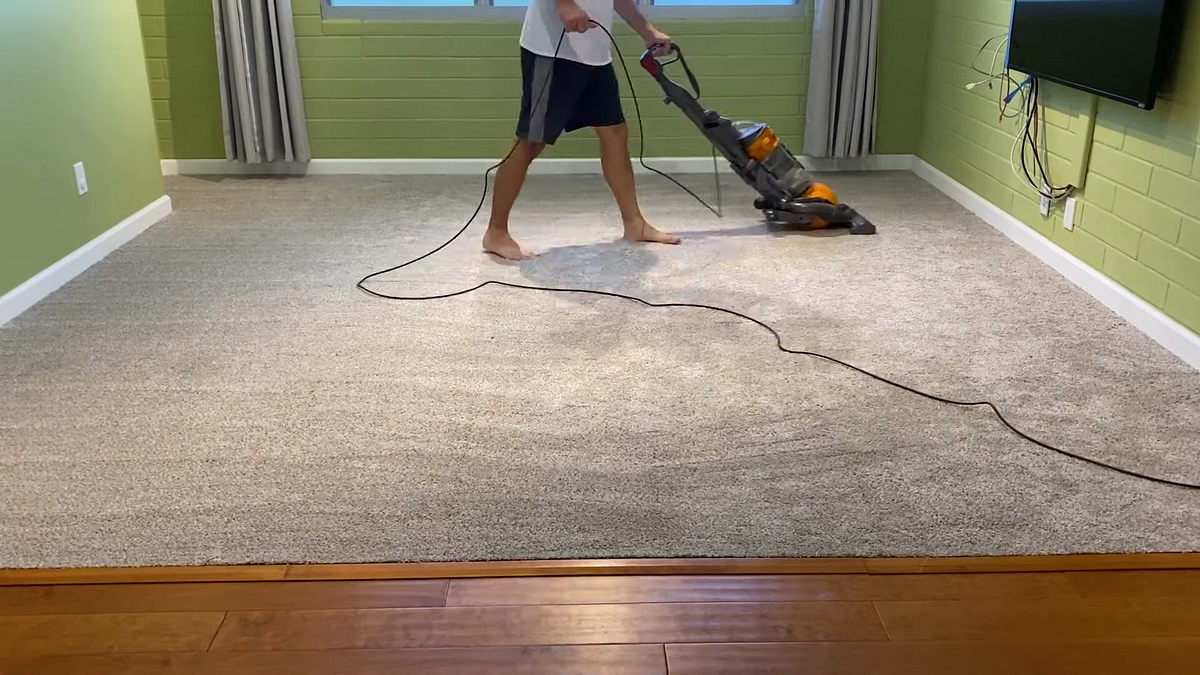How to Install Carpet Tiles on Concrete by Mauricio Branco May