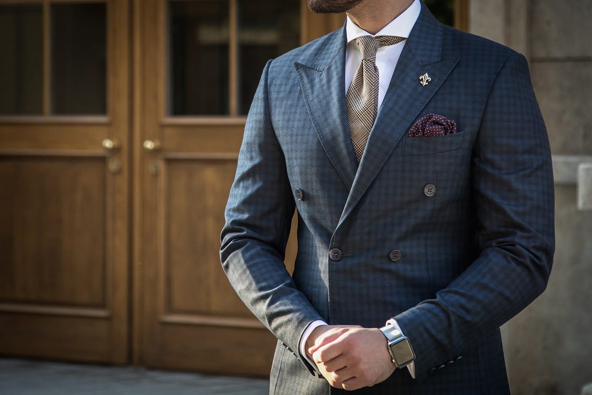 The Advantages of CustomMade Suits and Shopping with Gage Court