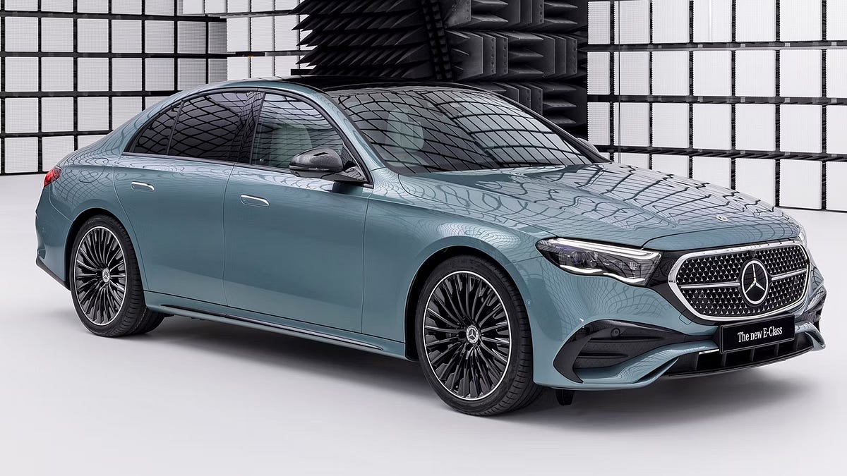 E Class 2024 Mercedes Ultra Luxury Midsize Sedan Elevating the
