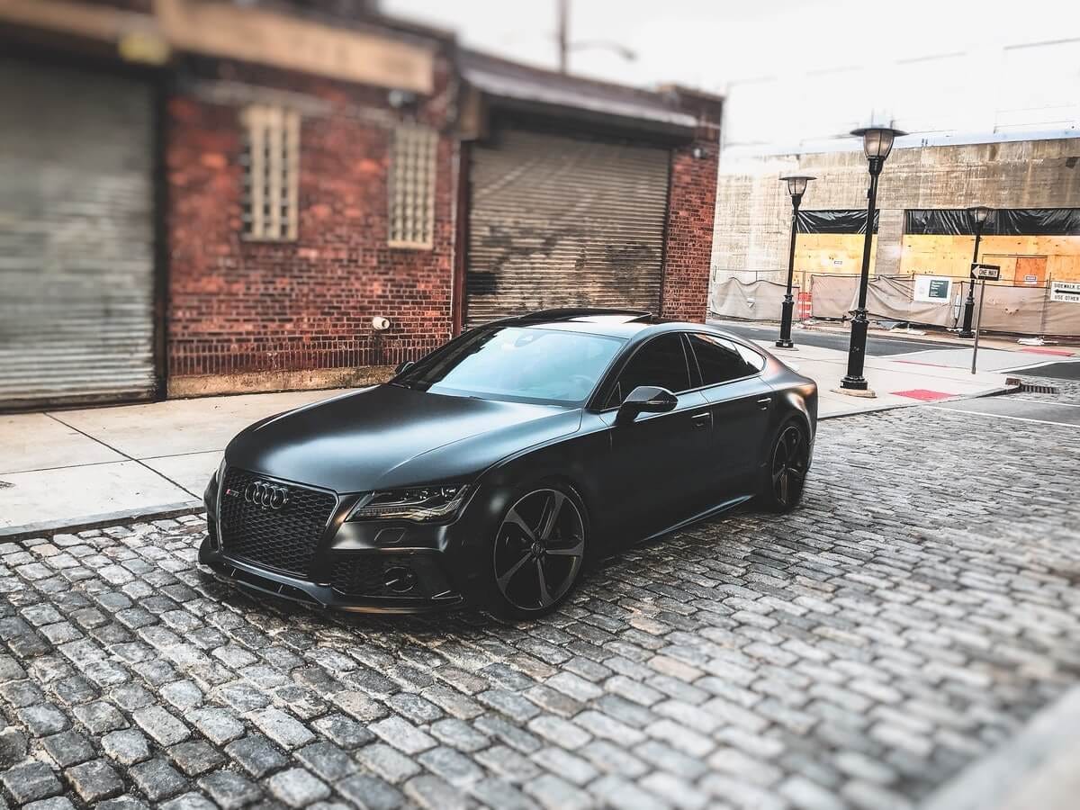 Audi RS7 With Color Shifting Red-To-Black Finish Looks Stunning