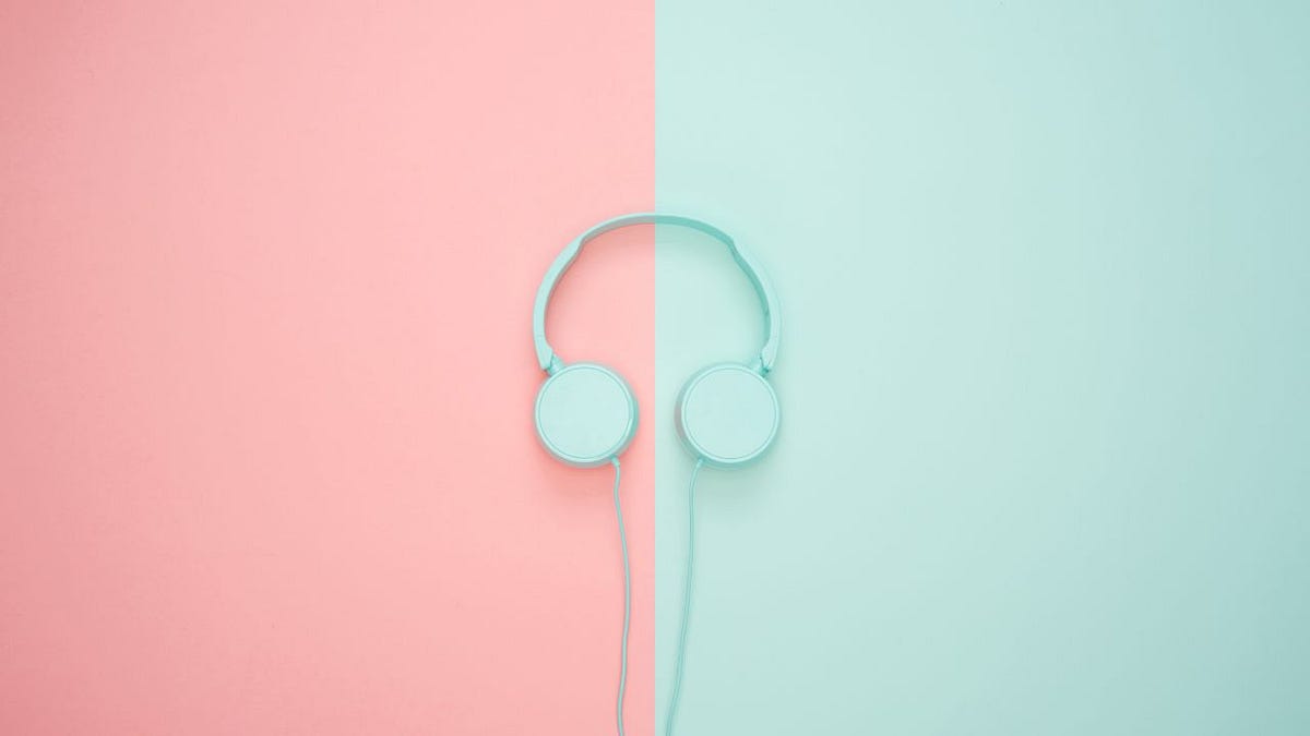 How to Split a Background Into 2 Colors with CSS | by Miguel Z. Nunez ...
