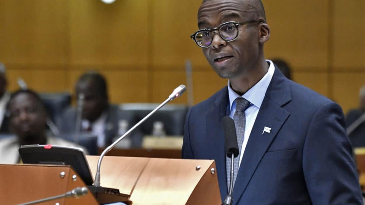 Botswana’s Economic Struggles: | by Ed' Junior | Feb, 2025 | Medium