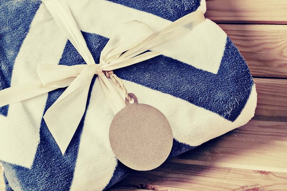 How to Gift Wrap a Blanket?. How to Gift Wrap a Blanket? Let’s Add