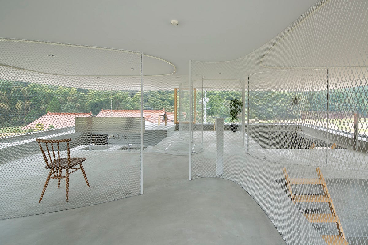 Hiroshima Hut — A house has roof to suspend a thin cover on a