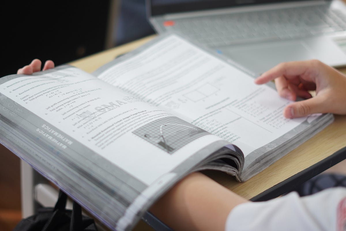 Digital vs. PaperandPencil Based Tests A Comprehensive Comparison