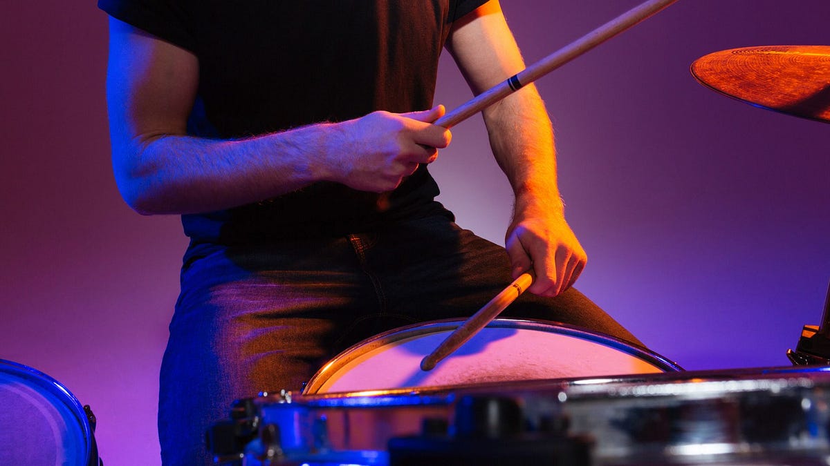 Corso di Batteria Gratis con Corrado Bertonazzi SuonarelaBatteria.it