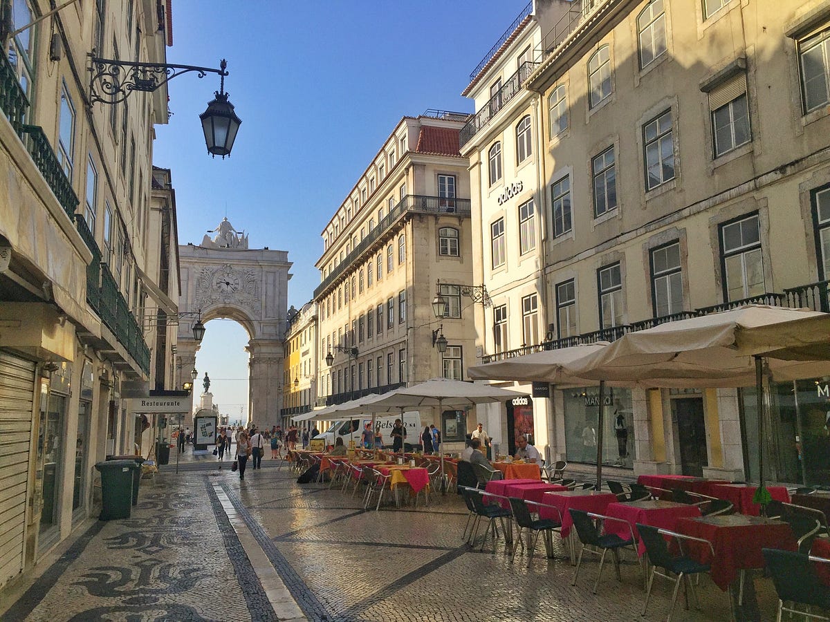 Week 4: Life in Lisboa. Soaking in the Last Lisbon Moments | by Kristen  Pieszko | Go Remote | Medium