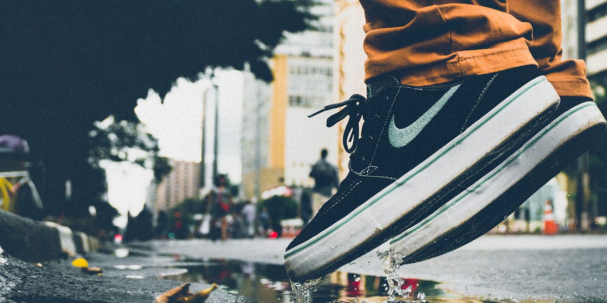 Nike Purchases Tripled on Black Friday 2016 | by Edison | Edison Discovers  | Medium