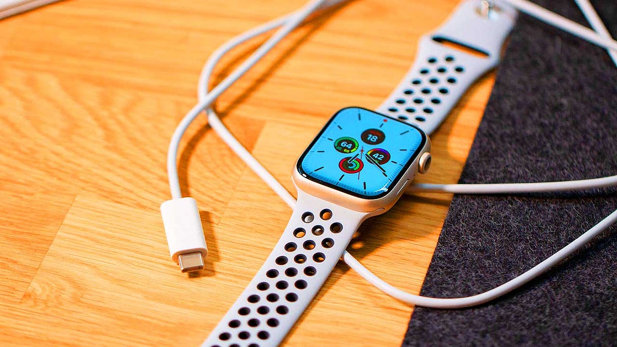 How To Charge Apple Watch AnnaMathew Medium