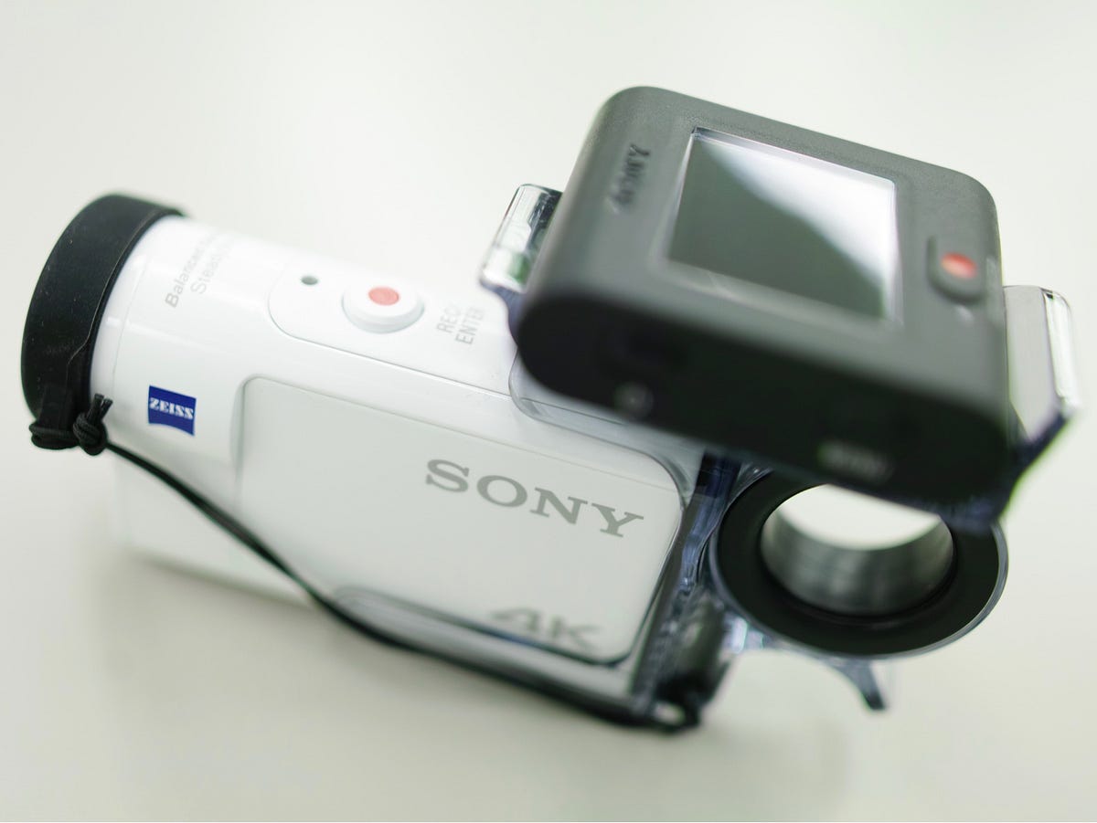4442–160627 普通の家庭用ビデオカメラとしてSONYのアクション