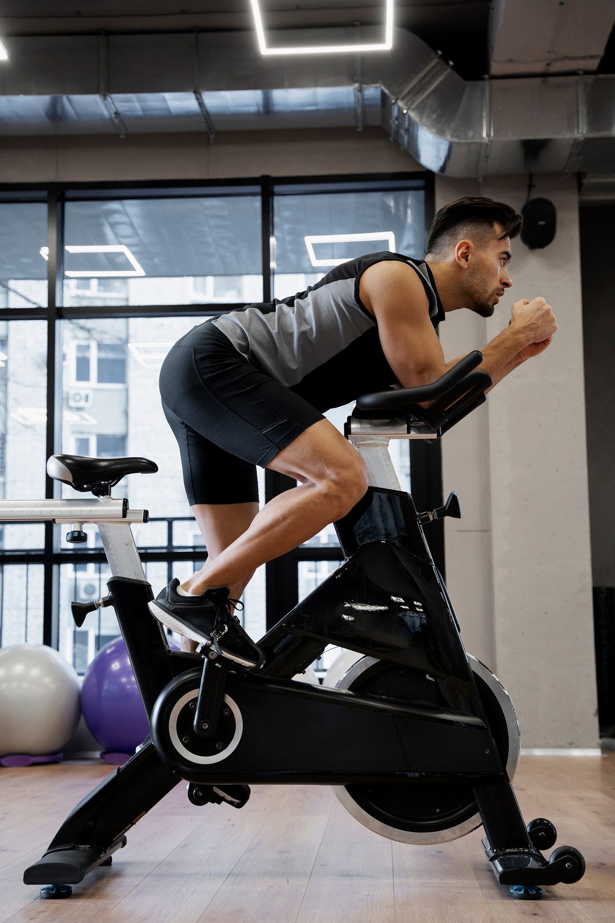 Choosing the Right Workout Companion Upright Bikes vs. Spinning Bikes by Alsoonsports Nov