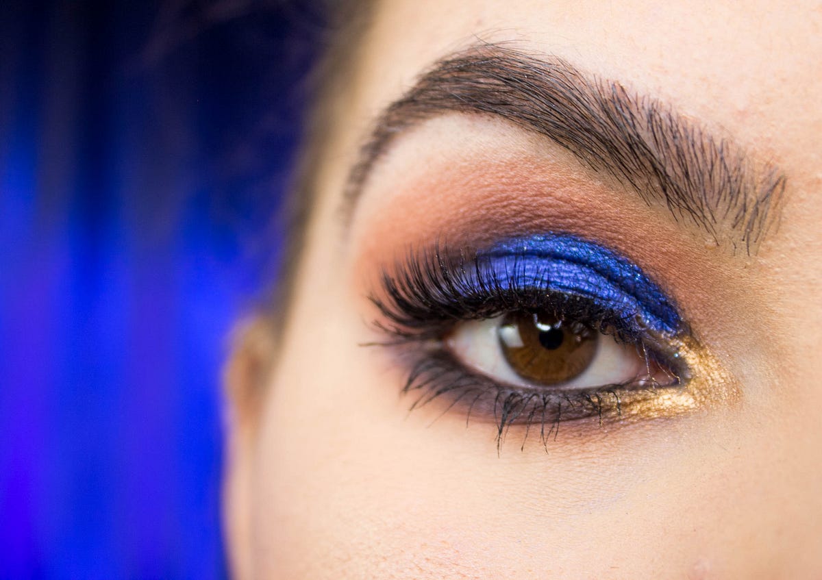BLUE Oasis EYE Makeup TUTORIAL. First off let me just say I