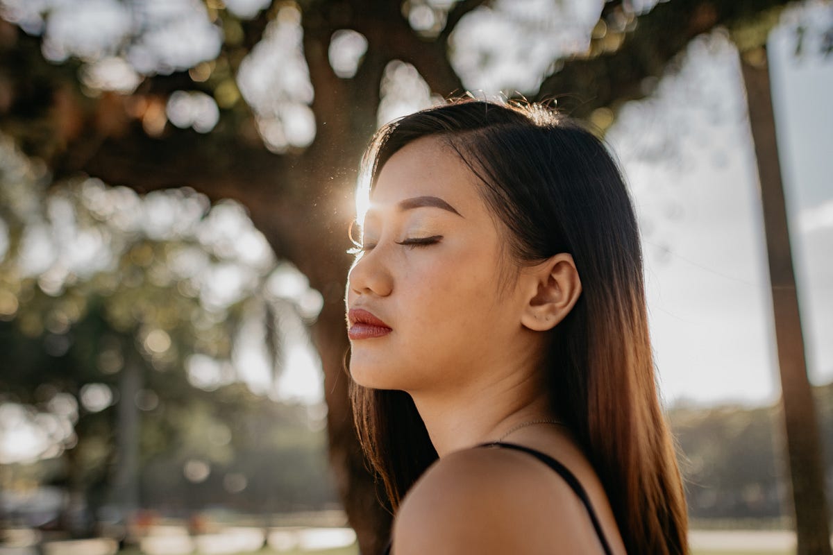 Poetry homage to morenas | Portfolio