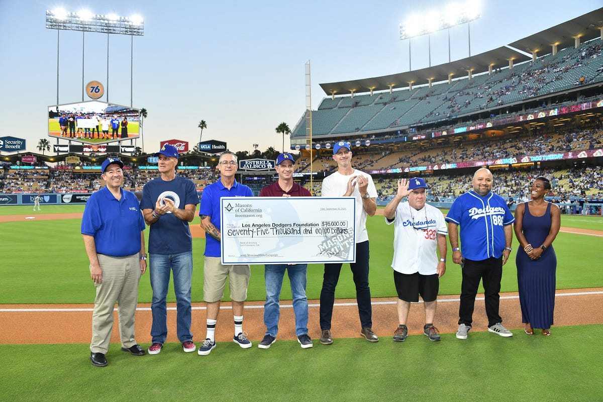 Masons4Mitts: Equipping Dodgers Dreamteam Athletes with the Tools to Play