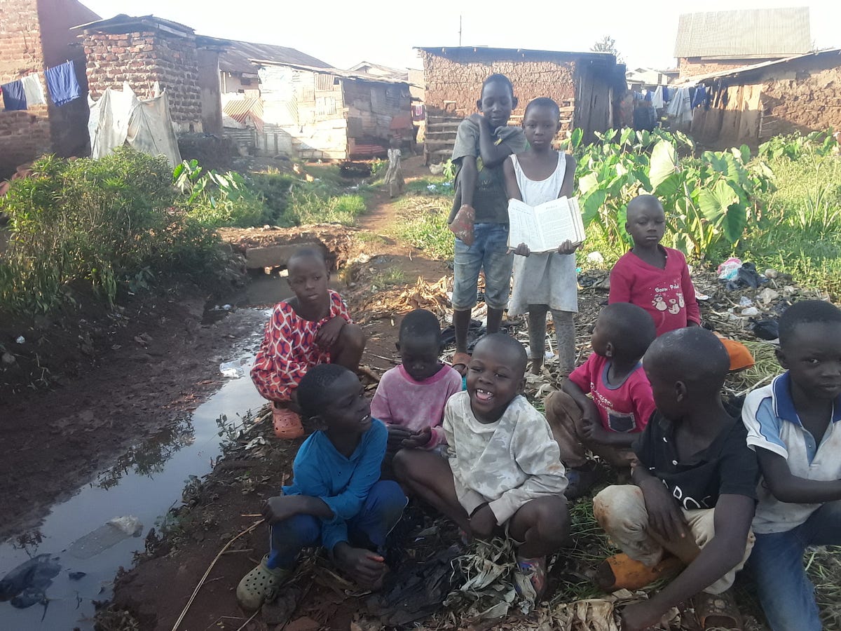 Hello everyone we are called kisanyikato children orphanage from uganda ...