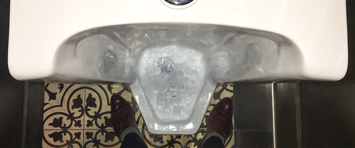 Bars That Fill Their Urinals With Ice Are Doing It for Our Own Good