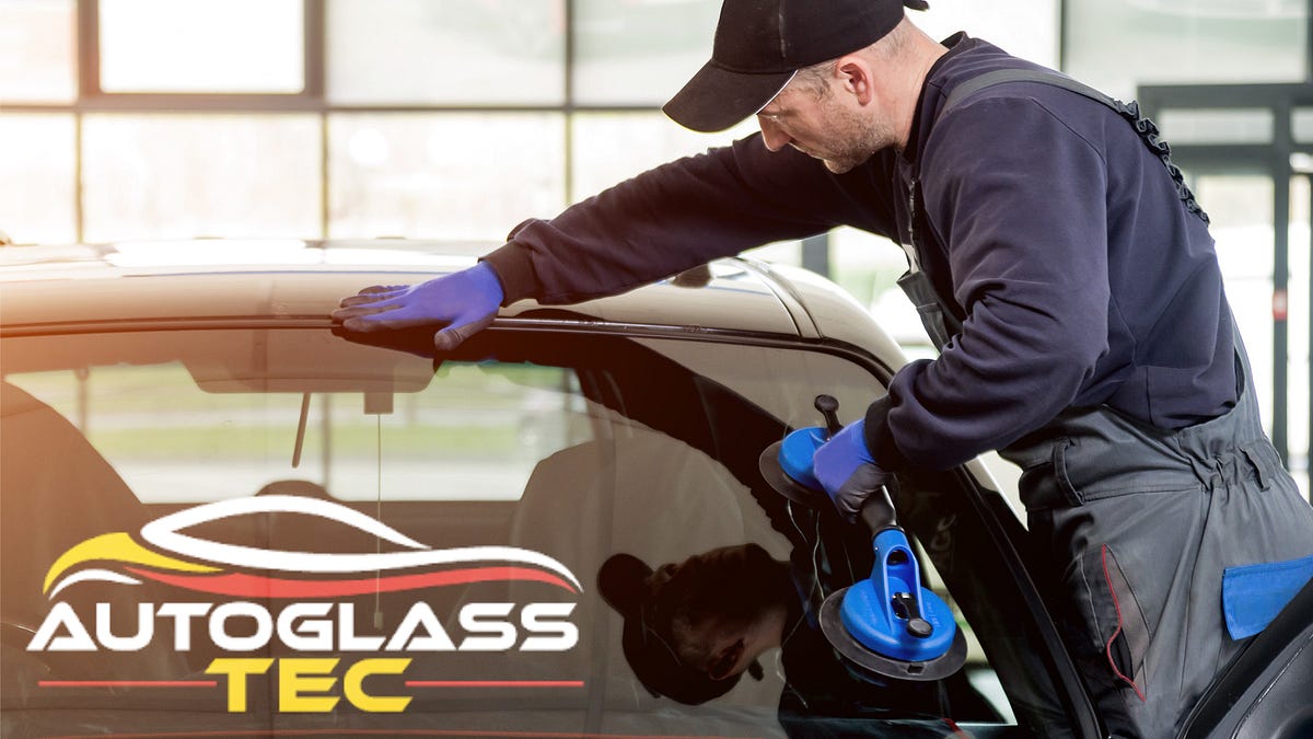 Cracked Windshield in Mississauga? Discover How Insurance Can Cover Your Repair or Replacement