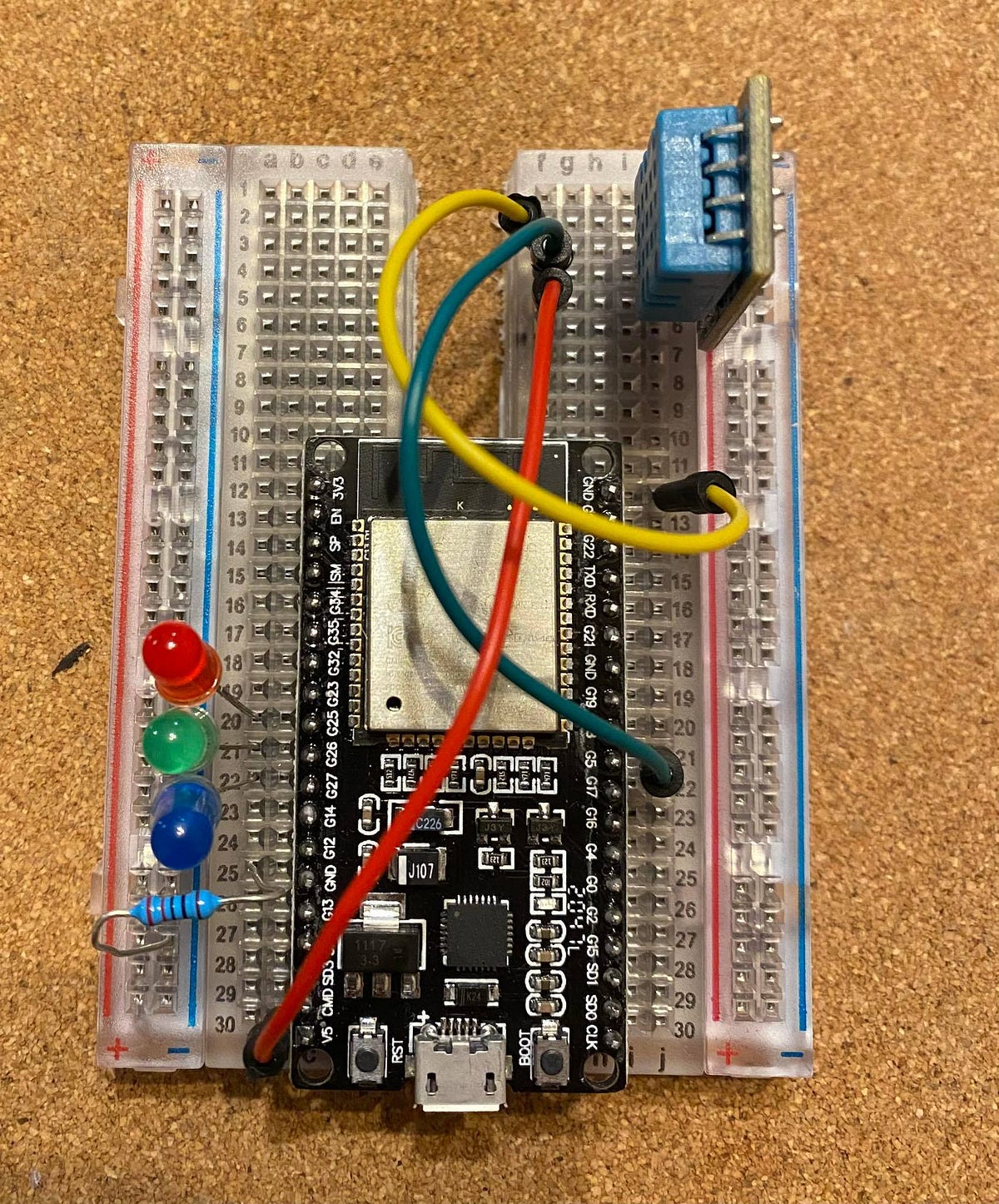 Temperature and Humidity reading using ESP32 and DHT11 powered by ...