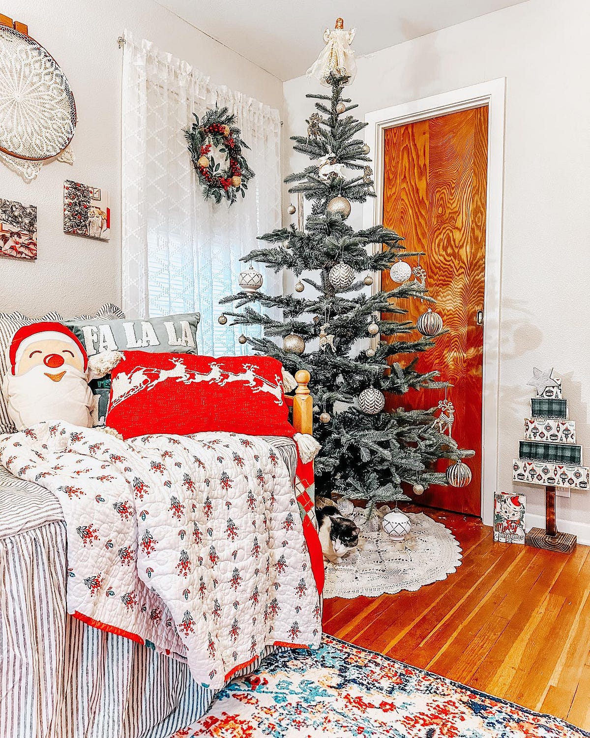 When Should You Take Down Your Christmas Decorations? by Kim Foerst