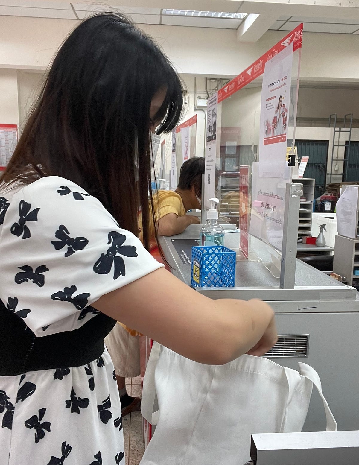 Better to use cloth bags instead of plastic bags Varissara