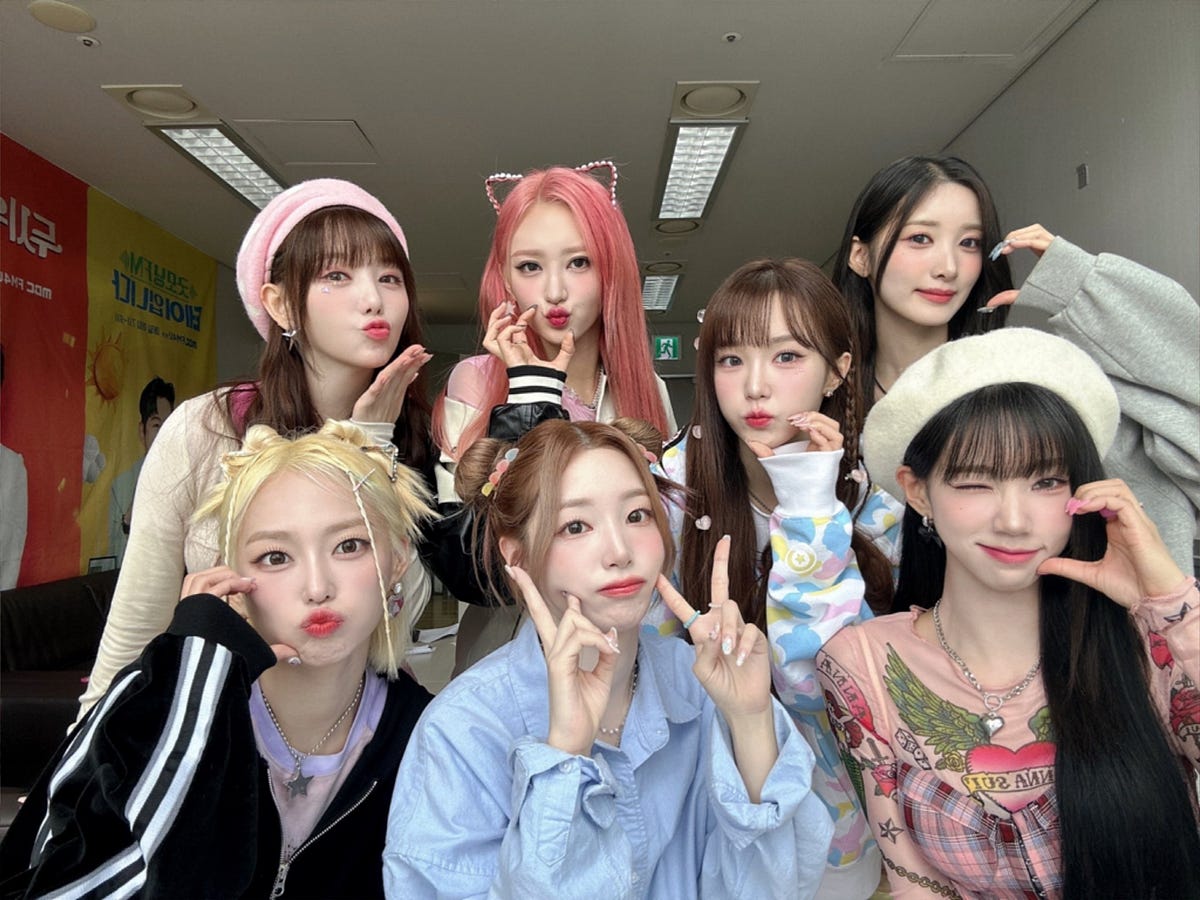 Introducing EL7Z UP Members: The Rising Seven-Member K-Pop Project Girl