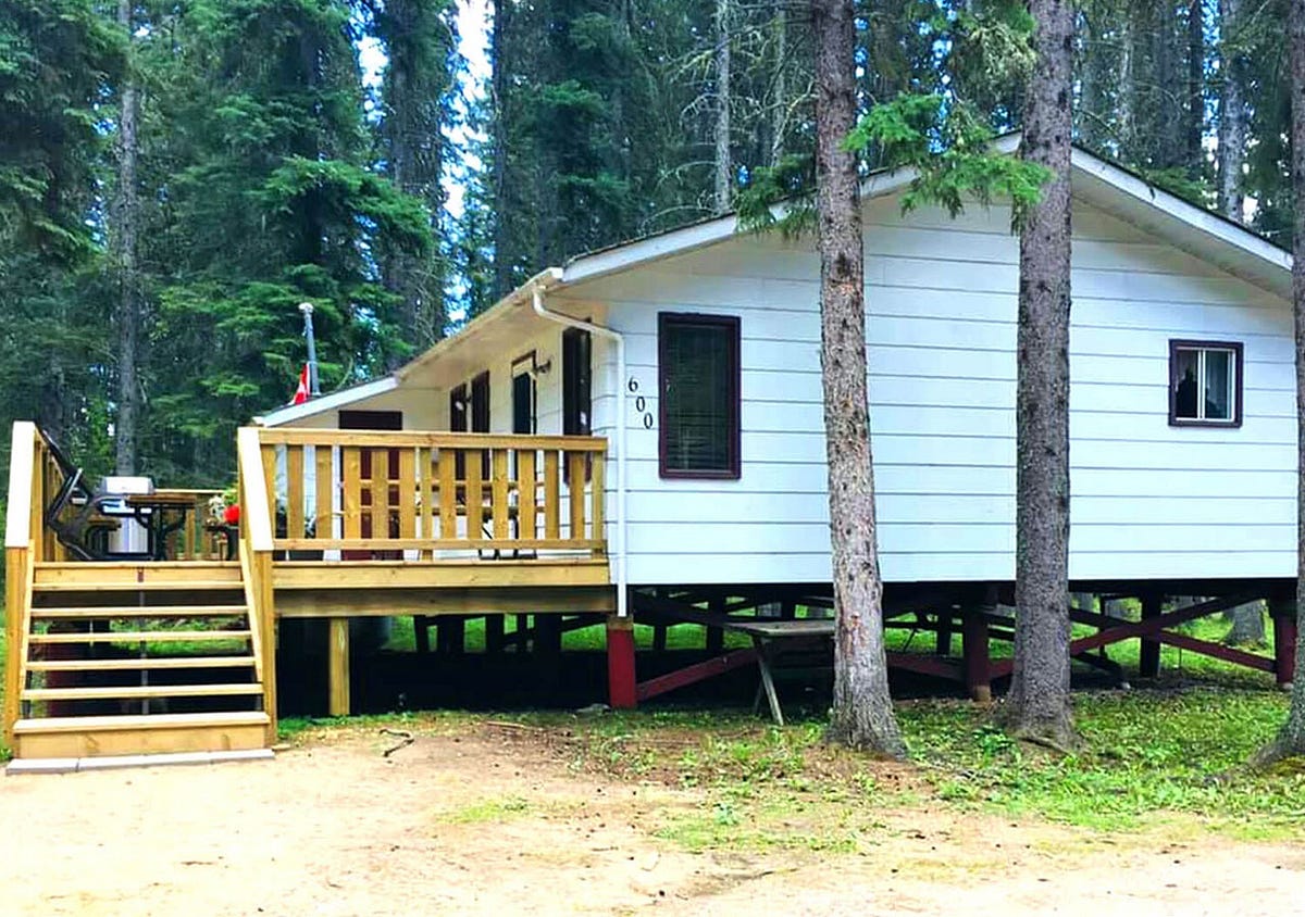 Cabin Rental Waskesiu Bakersbungalows Medium