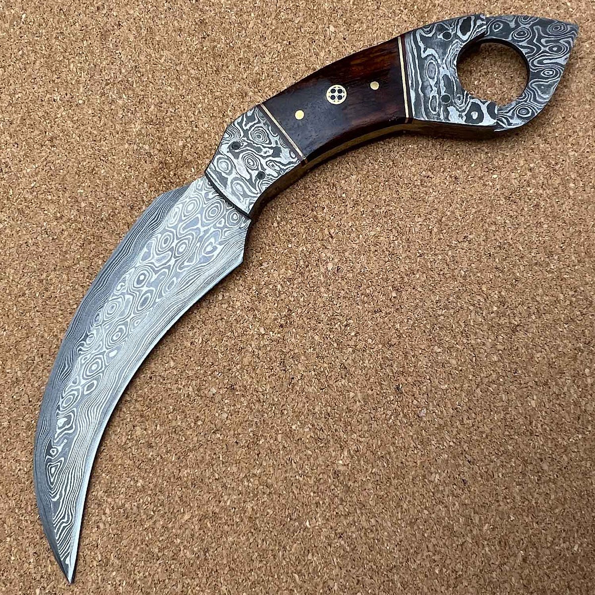 One of The Most Popular Karambit Knife Fighting Techniques! by