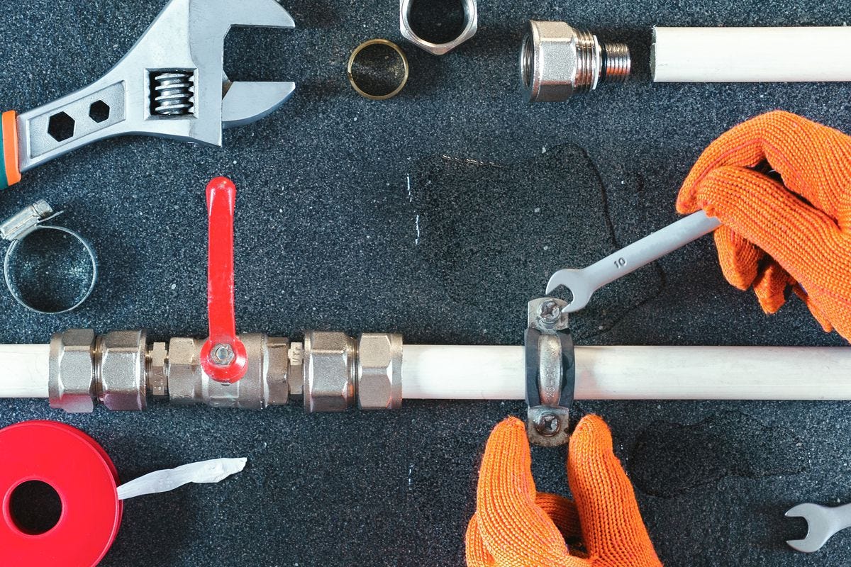 How To Fix A Broken PVC Water Pipe Easy Rooter Plumbing Medium