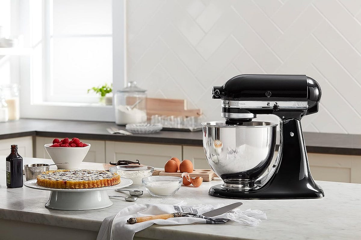 The “KitchenAid Artisan Series 5 Quart Tilt Head Stand Mixer with