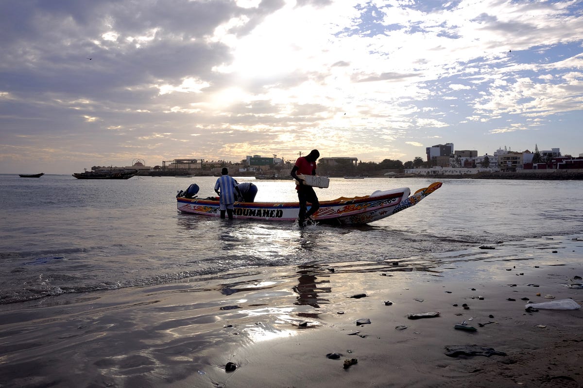 The Female Factor In Senegal's Fishing Crisis - Worldcrunch