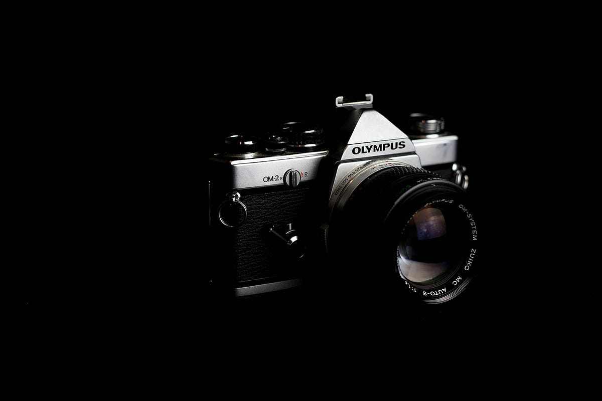 How To Photograph Black Products On A Black Background Easily by