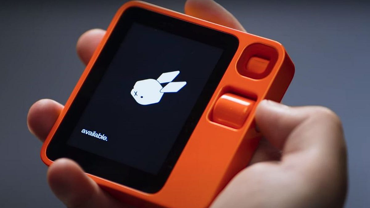The rabbit r1: Revolutionizing Smartphones with AI | by Adriaan | Medium