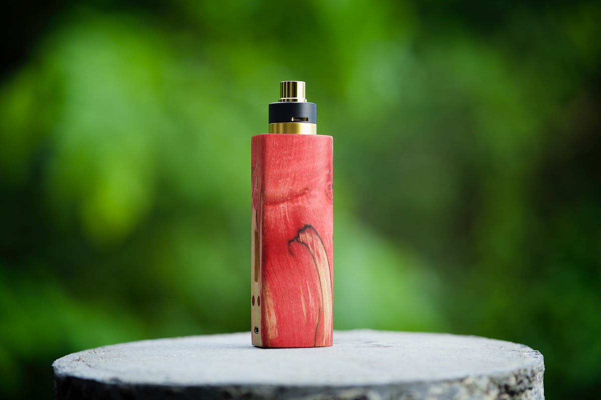 A Beginner’s Guide To Choosing The Right Vaping Device by Vapepuffer