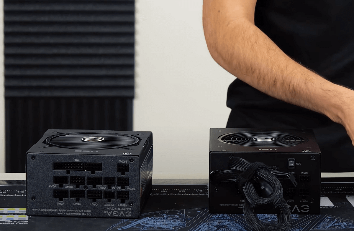 What Is the Main Advantage of Using a Modular Power Supply Instead of a