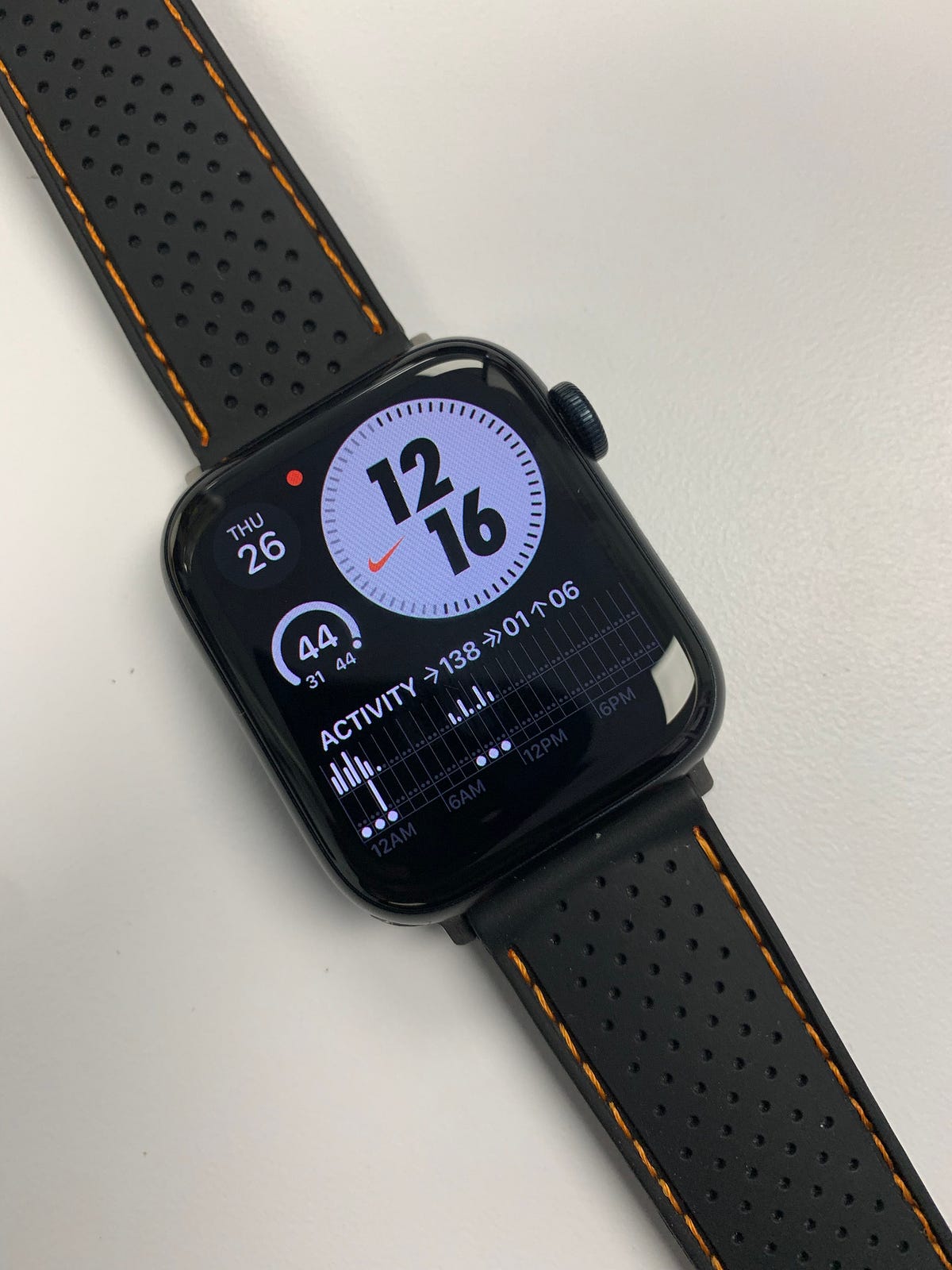 My Personal Review: Apple Watch SE 2022 (6 Months Later…) | by And 