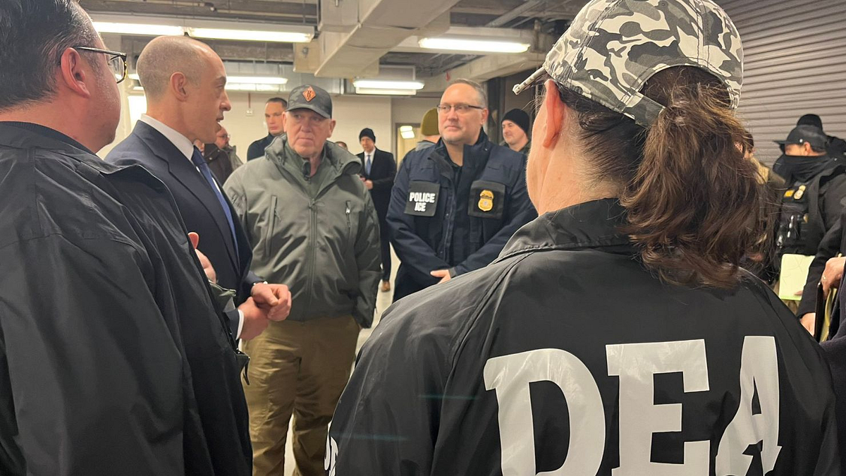 Trump'ın İkili Oyunu: Adalet Bakanlığı'nın...