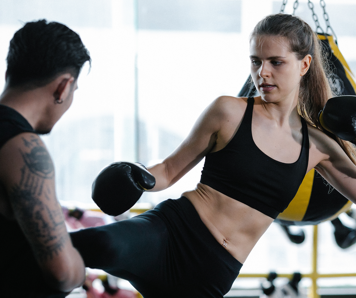 Women kickboxing near me