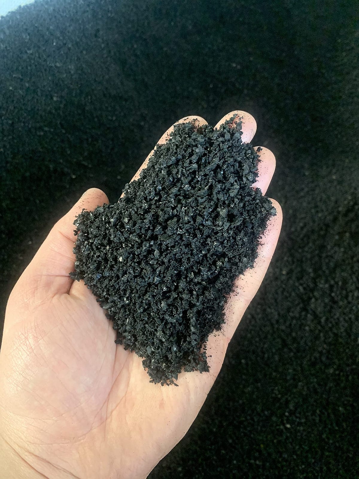 Discover the Surprising Benefits of Rubber Mulch for Your Garden! by