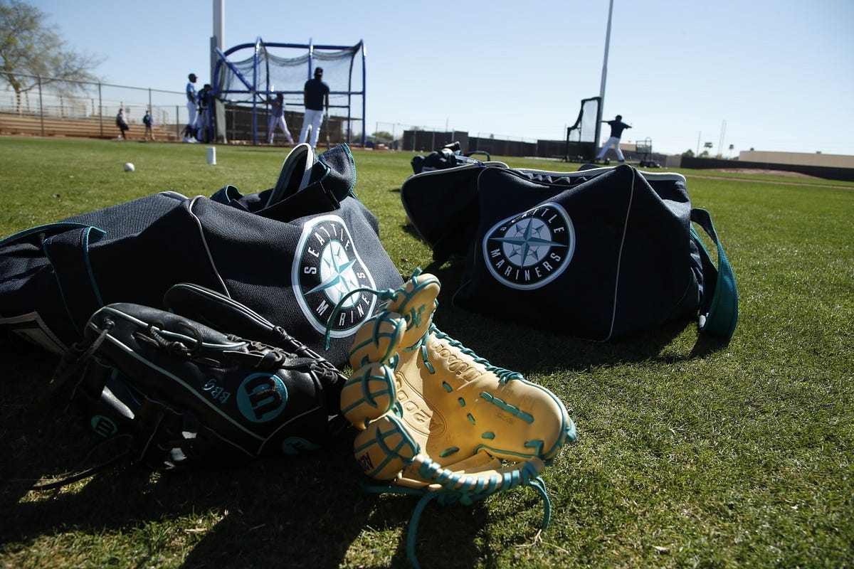 Mariners Announce Spring Training Roster Moves From the Corner of Edgar & Dave